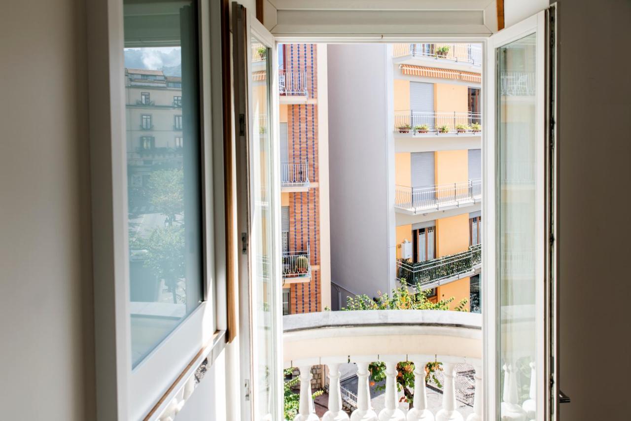 Agora Apartments ซอร์เรนโต ภายนอก รูปภาพ